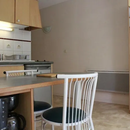 Hotel La Rochelle, 1 Piece, 2 Personnes - Fr-1-246-227 *